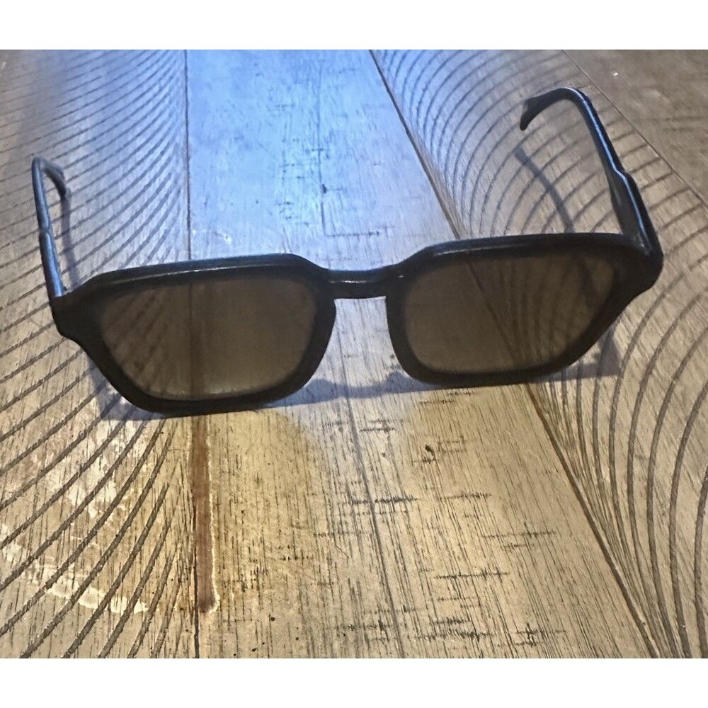 RAEN Burel Sunglasses Black Classic Square